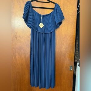 Off-Shoulder Navy Pleated Midi Dress